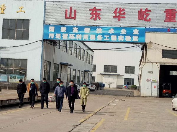復(fù)合肥成品入倉(cāng)過程中雜物清理方法